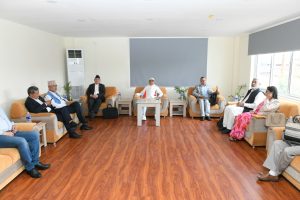 आमनिर्वाचन सकिएको झन्डै चार महिनापछि बसेको सचिवालय बैठकले निर्वाचनको समीक्षाका निम्ति कार्यदल निर्माण