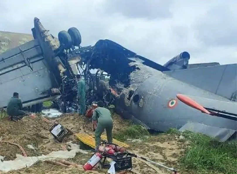 असममा सैन्य विमान दुर्घटना : पाइलटसहित ५ सैनिकको मृत्यु!